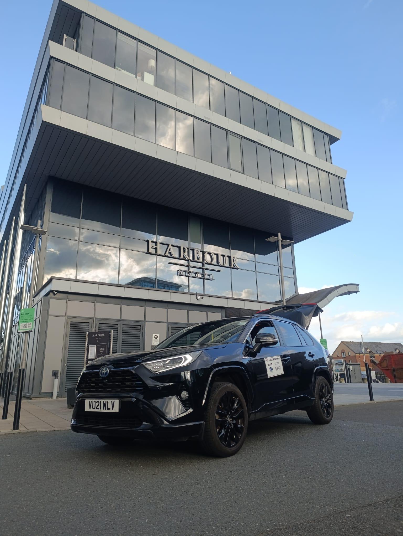 Executive transfer vehicle for Southampton cruise passengers